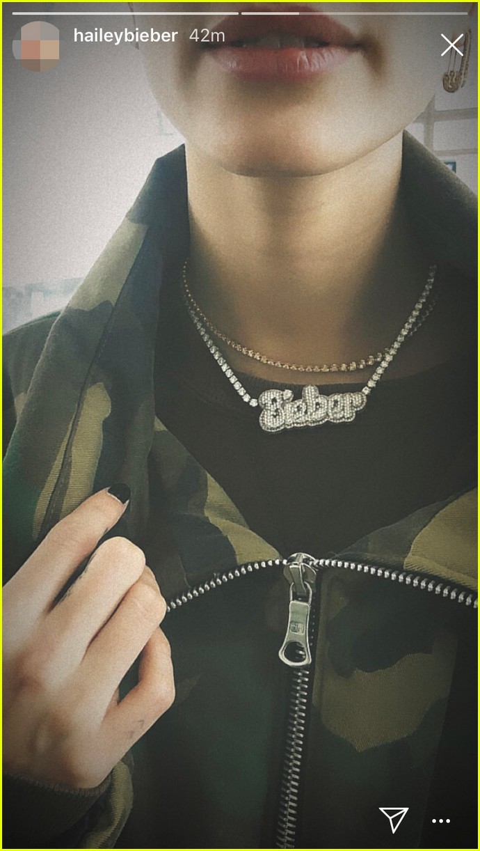 hailey bieber shows off new bieber necklace on instagram 05